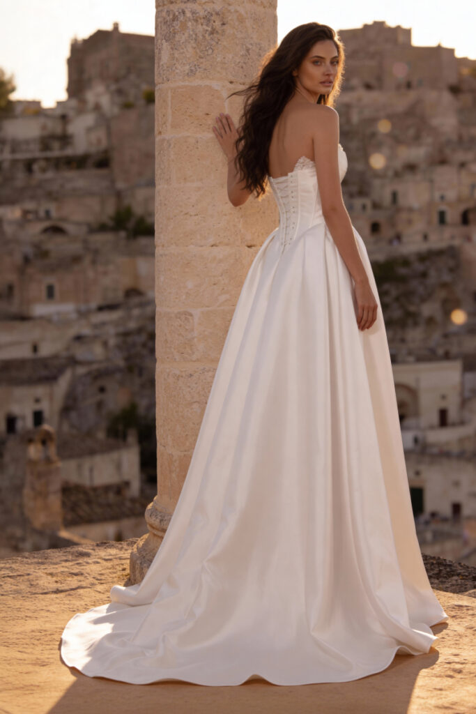 Robe de mariée MONICA LORETTI 8397 Ermina+cover dress