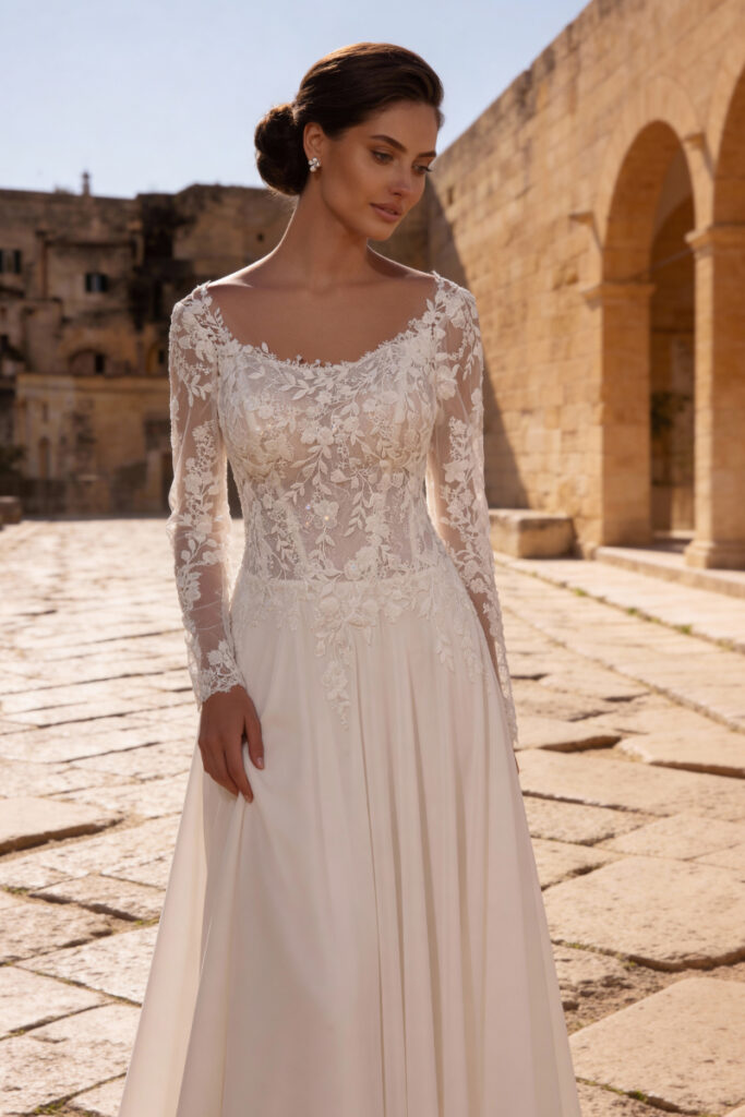 Robe de mariée MONICA LORETTI 8412 Nunzia